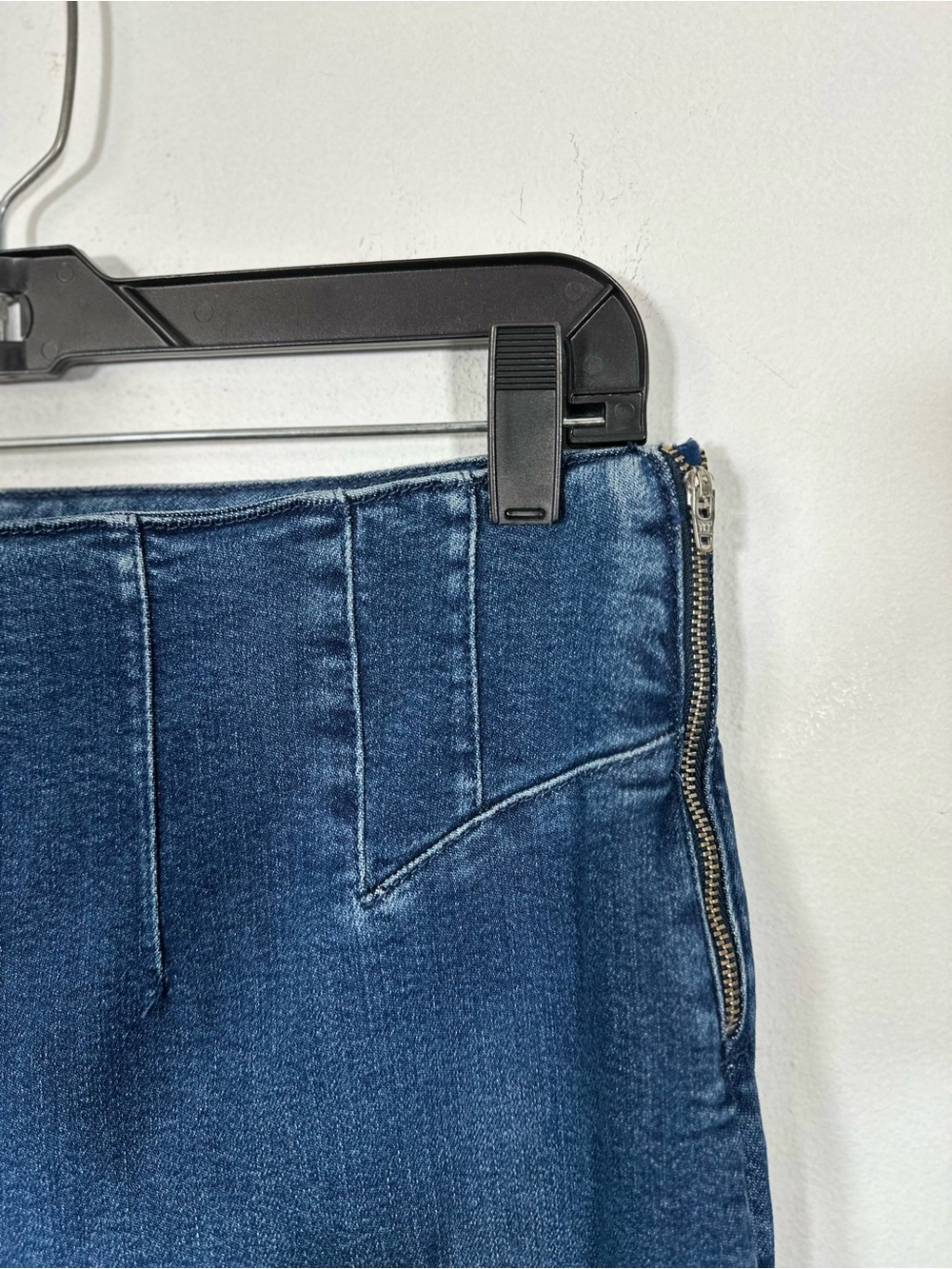 Pilcro Pleated Palazzo Wide Leg Jean Medium Wash Super Flare Stretch Size 28 - Picture 4 of 11